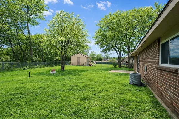 $1,750 | 130 Astoria Drive, Cedar Hill, TX 75104