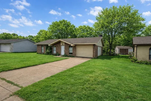 $1,750 | 130 Astoria Drive, Cedar Hill, TX 75104