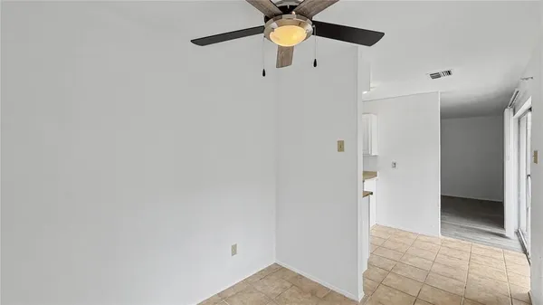 $1,750 | 130 Astoria Drive, Cedar Hill, TX 75104