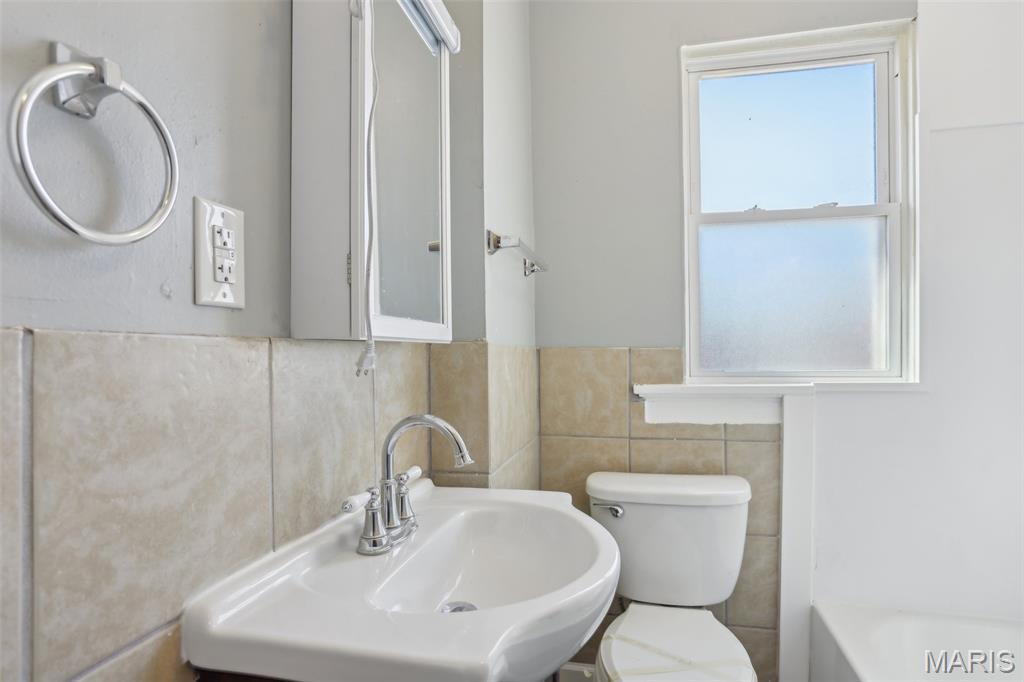 4644 Minnesota Avenue St. Louis, MO 63111 - Photo 16 of 33