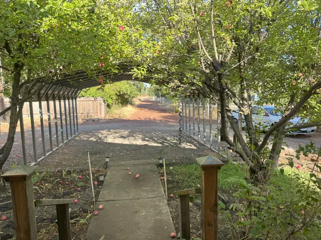 $247,000 | 25991 Cir Bell Road, Fall River Mills, CA 96028