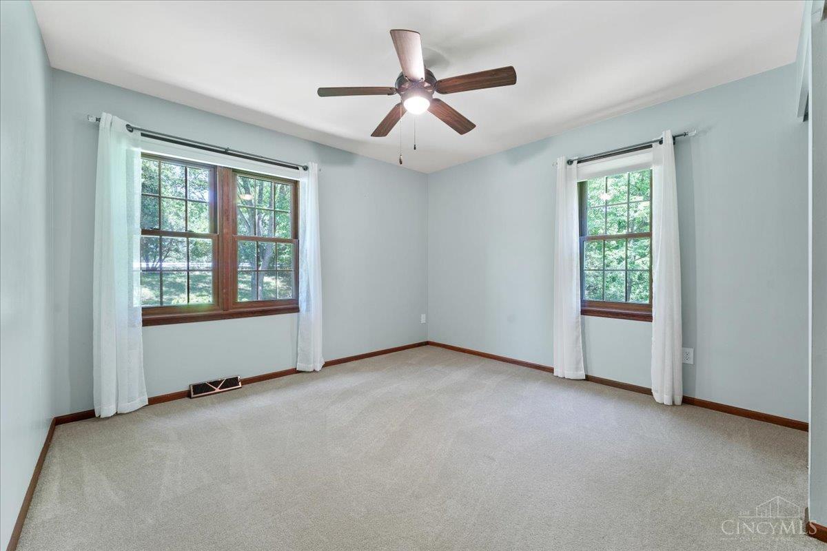 10911 Gosling Road Cincinnati, OH 45252 - Photo 5 of 73