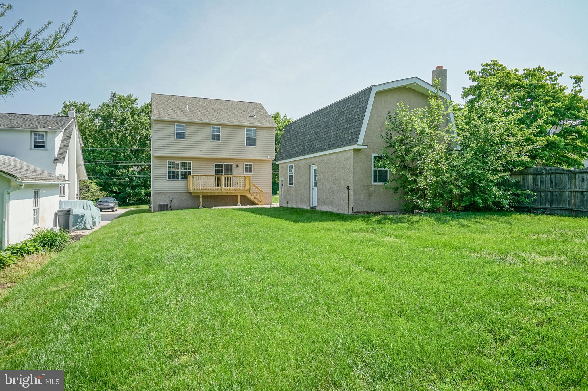 2002 Juniata Road Norristown, PA 19403 - Photo 4 of 42 Gallery Image 4