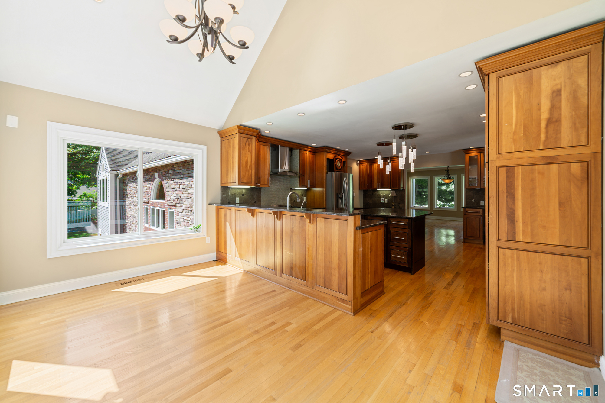 644 South Brooksvale Road Cheshire, CT 06410 - Photo 23 of 40