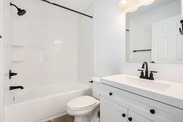 $2,100 | 1947 Lindsay Lane, Ann Arbor, MI 48104