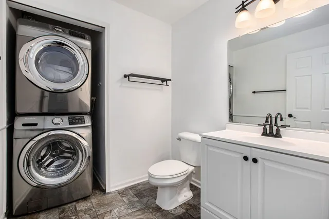 $2,100 | 1947 Lindsay Lane, Ann Arbor, MI 48104