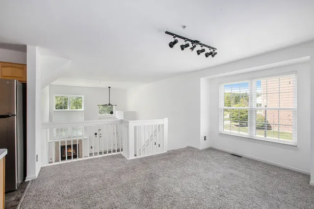 $2,100 | 1947 Lindsay Lane, Ann Arbor, MI 48104