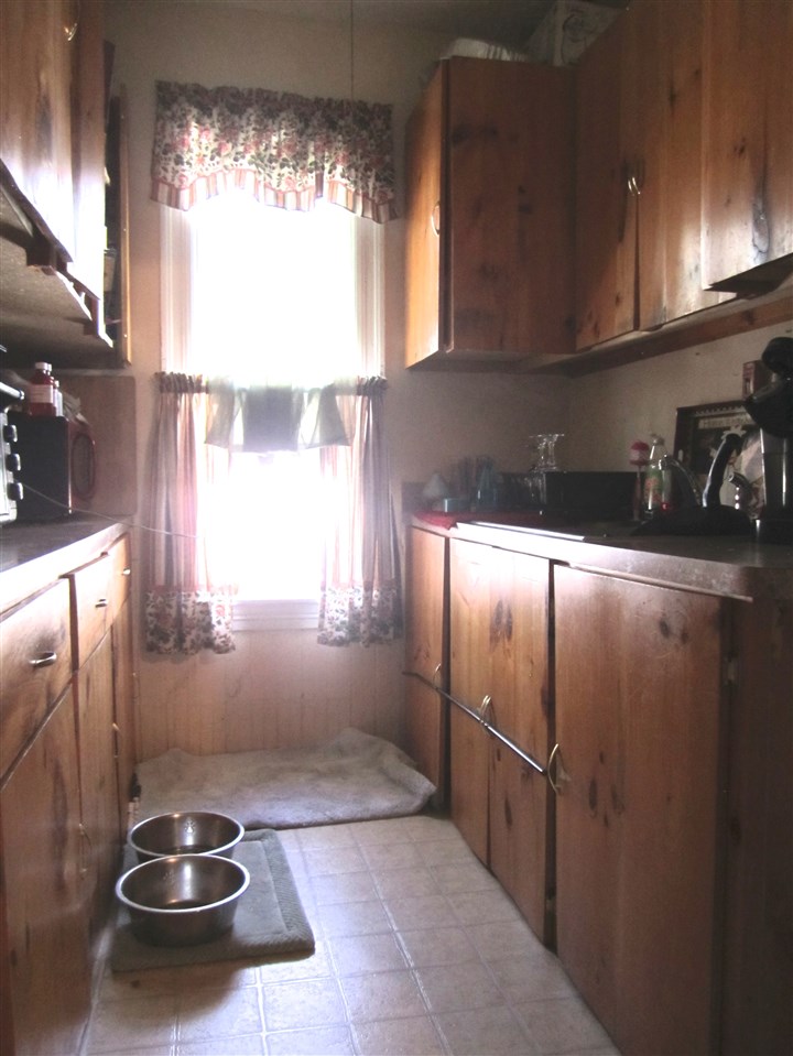 726 Mast Road Goffstown, NH 03102 - Photo 8 of 16