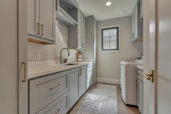 $2,635,000 | 26151 BlueJack National Boulevard, Unit 7, Montgomery, TX 77316