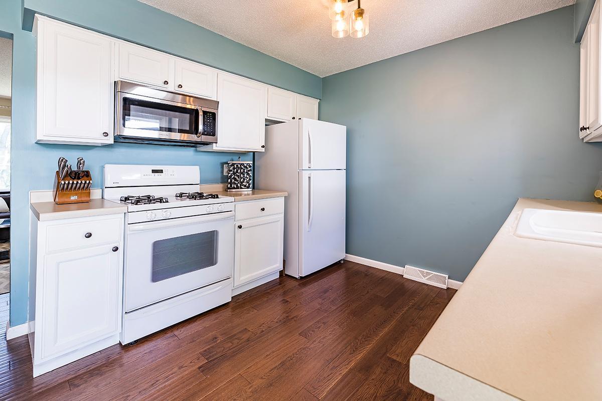 4872 Monmouth Road Mound, MN 55364 - Photo 9 of 28 Gallery Image 9