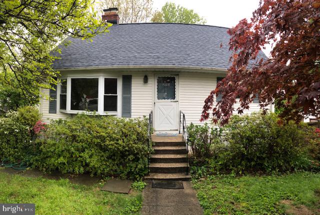 1006 Robin Road Silver Spring, MD 20901 - Photo 1 of 23