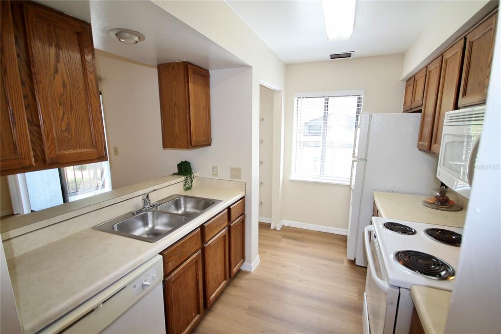 185 Waterfall Way, Unit 201 Altamonte Springs, FL 32714 - Photo 11 of 30