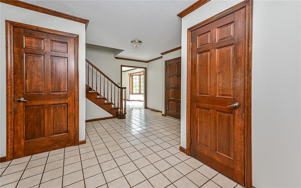 2528 Riva Ridge Court Wexford, PA 15090 - Photo 6 of 34