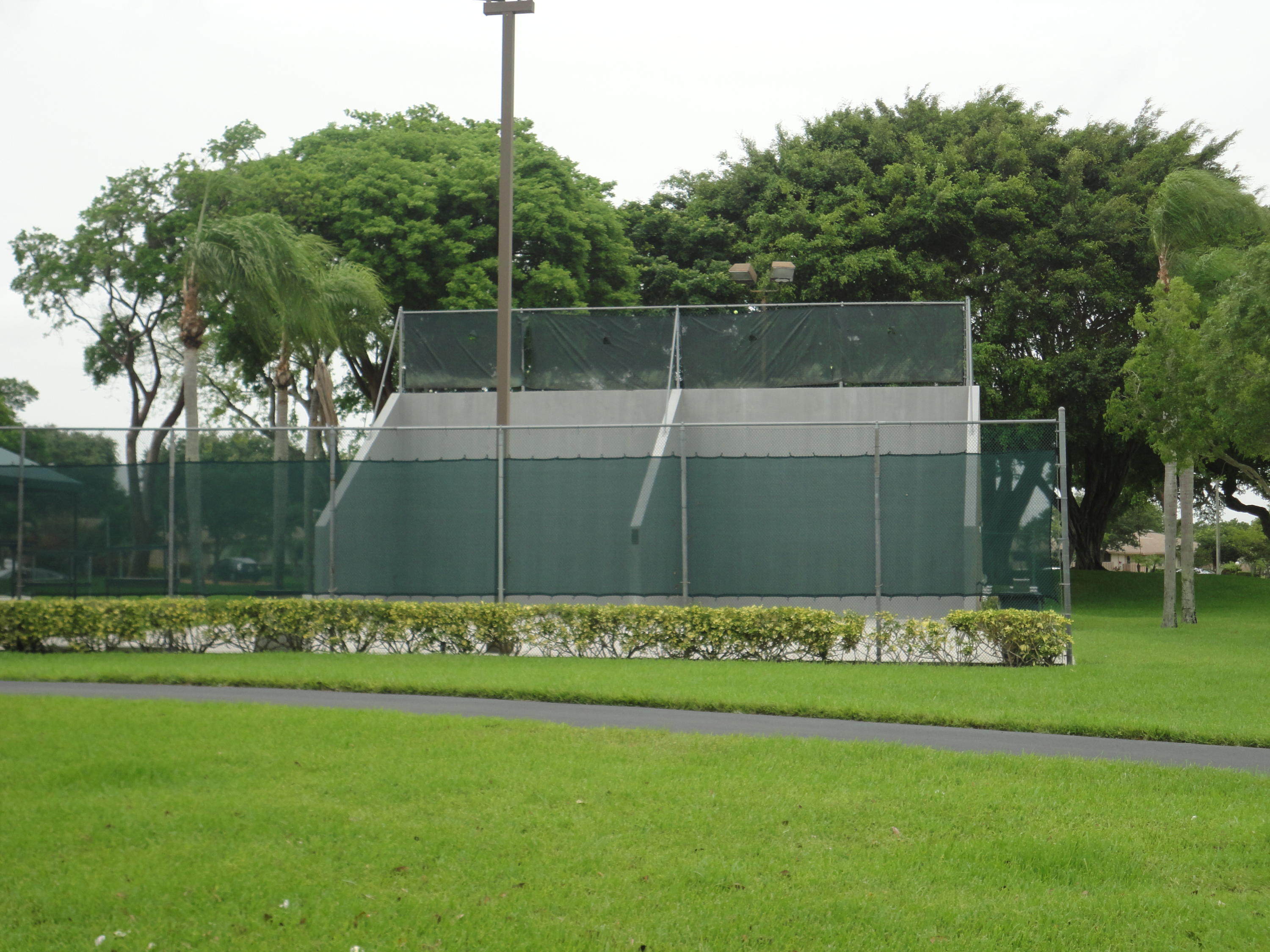 8105 Sweetbriar Way, Unit C Boca Raton, FL 33496 - Photo 36 of 39 Racquetball Courts