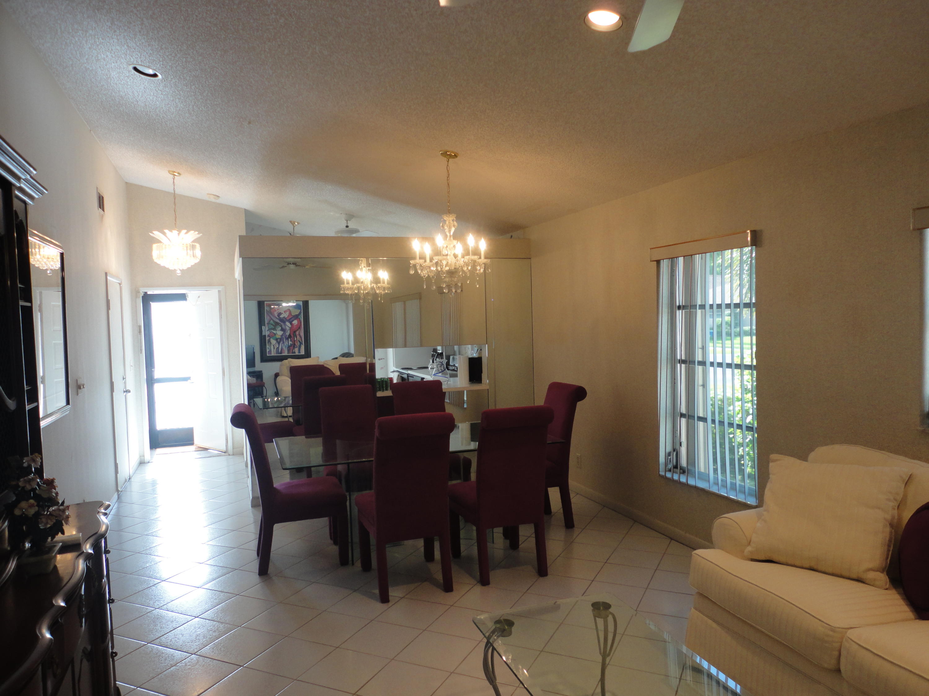 8105 Sweetbriar Way, Unit C Boca Raton, FL 33496 - Photo 5 of 39 Dining Room