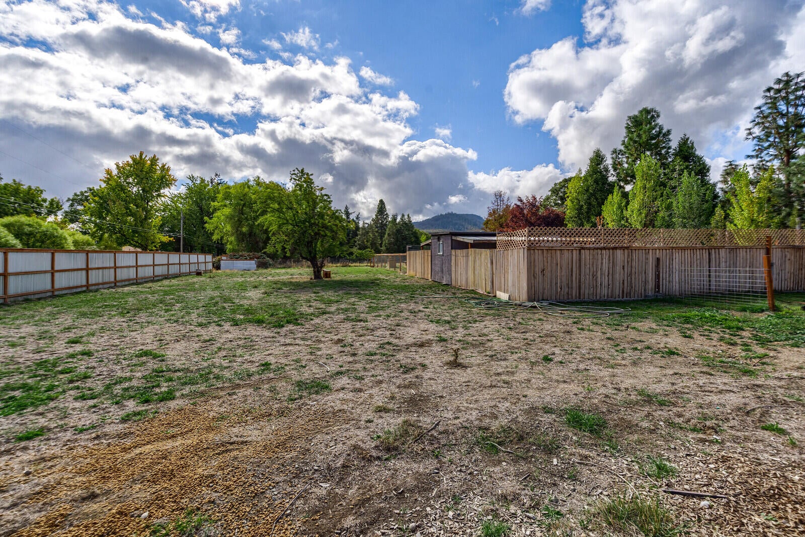 1545 Camp Baker Road Medford, OR 97501 - Photo 53 of 70 53_CBR_53_mls