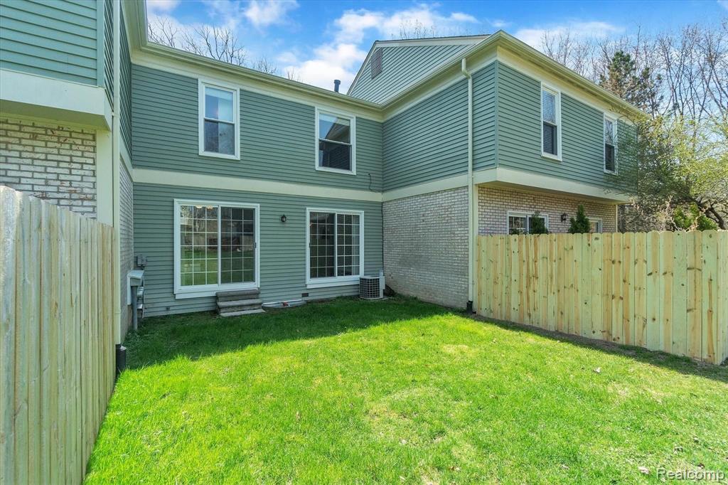 1177 Pine Ridge Court, Unit 135 Rochester Hills, MI 48306 - Photo 34 of 41