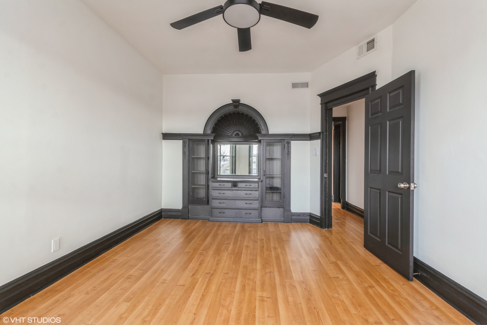 6352 South Ingleside Avenue, Unit 3 Chicago, IL 60637 - Photo 11 of 13