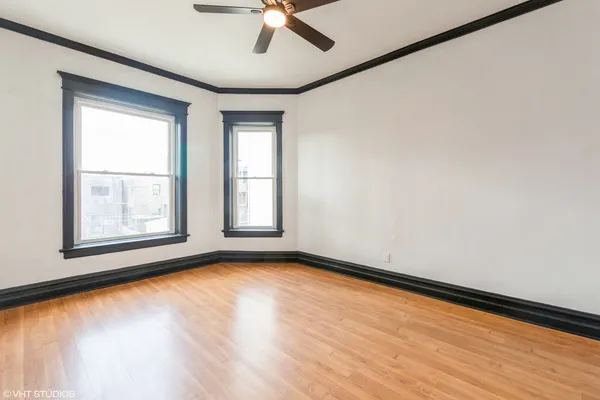 $2,400 | 6352 South Ingleside Avenue, Unit 3, Chicago, IL 60637