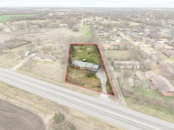 $340,000 | 1489 Beasley Boulevard, Whitewright, TX 75491