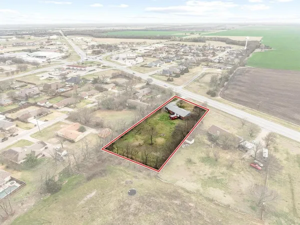 $340,000 | 1489 Beasley Boulevard, Whitewright, TX 75491