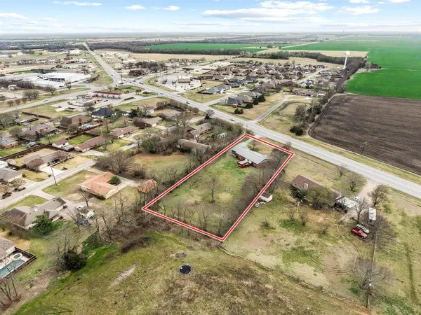 $340,000 | 1489 Beasley Boulevard, Whitewright, TX 75491