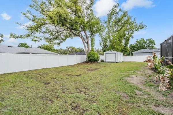 $3,300 | 106 1st Avenue Northeast, Lutz, FL 33549