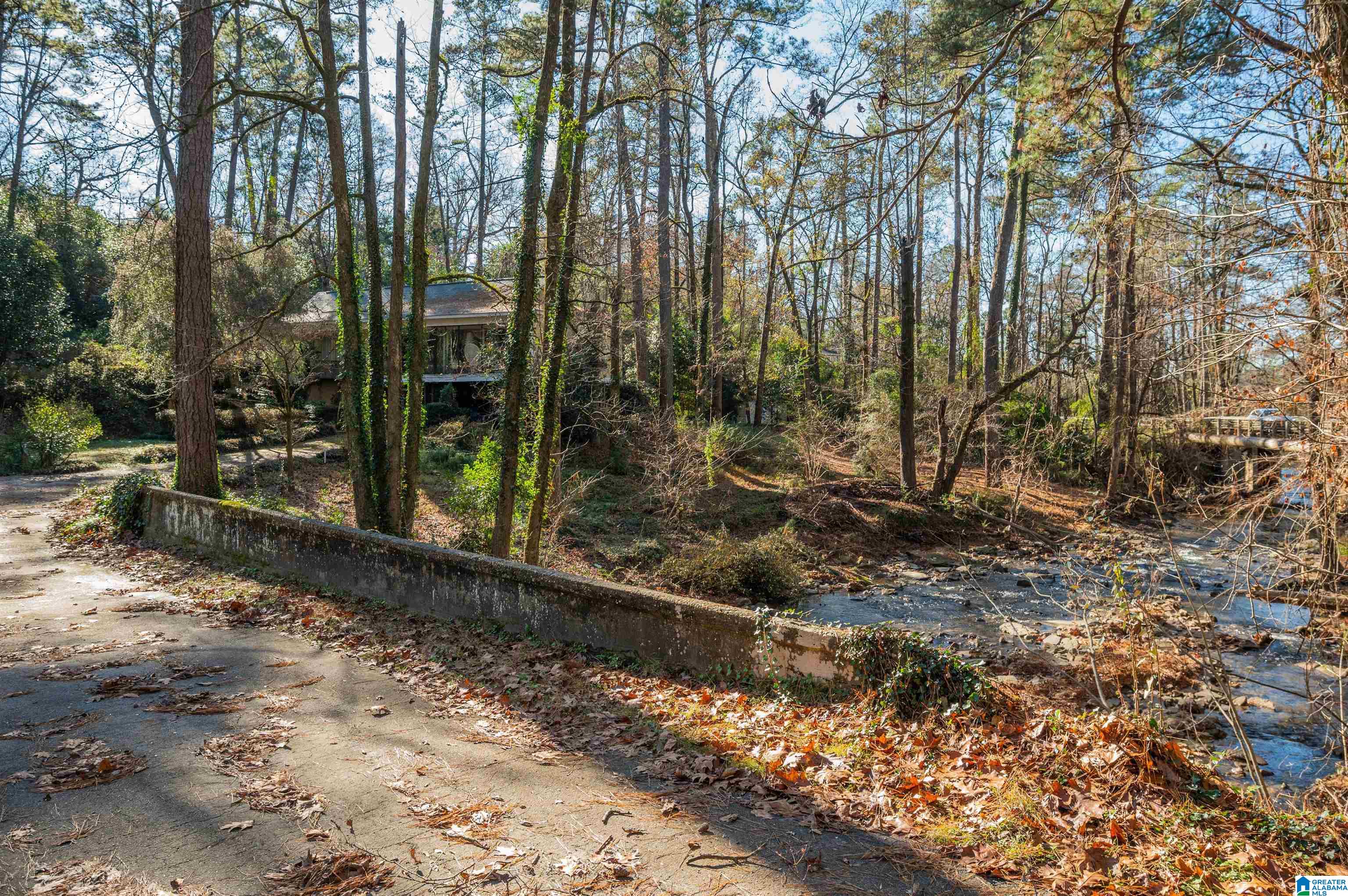 2605 Rocky Ridge Road Birmingham, AL 35243 - Photo 2 of 27