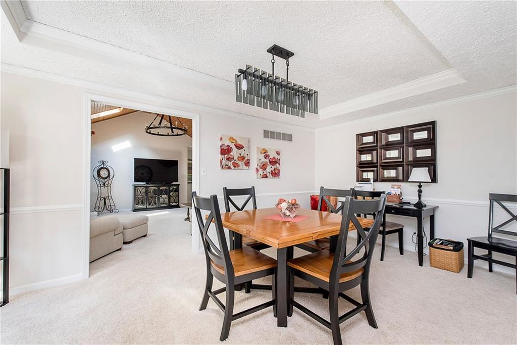 12302 Charing Cross Road Carmel, IN 46033 - Photo 11 of 28 Gallery Image 11