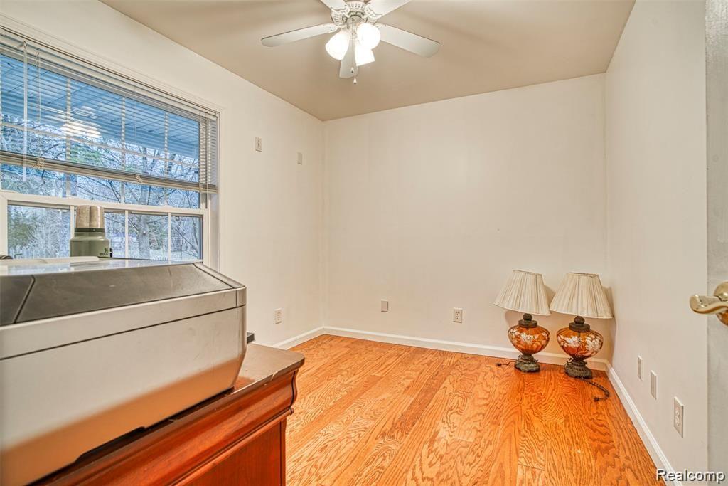 6050 Bullard Road Fenton, MI 48430 - Photo 19 of 50