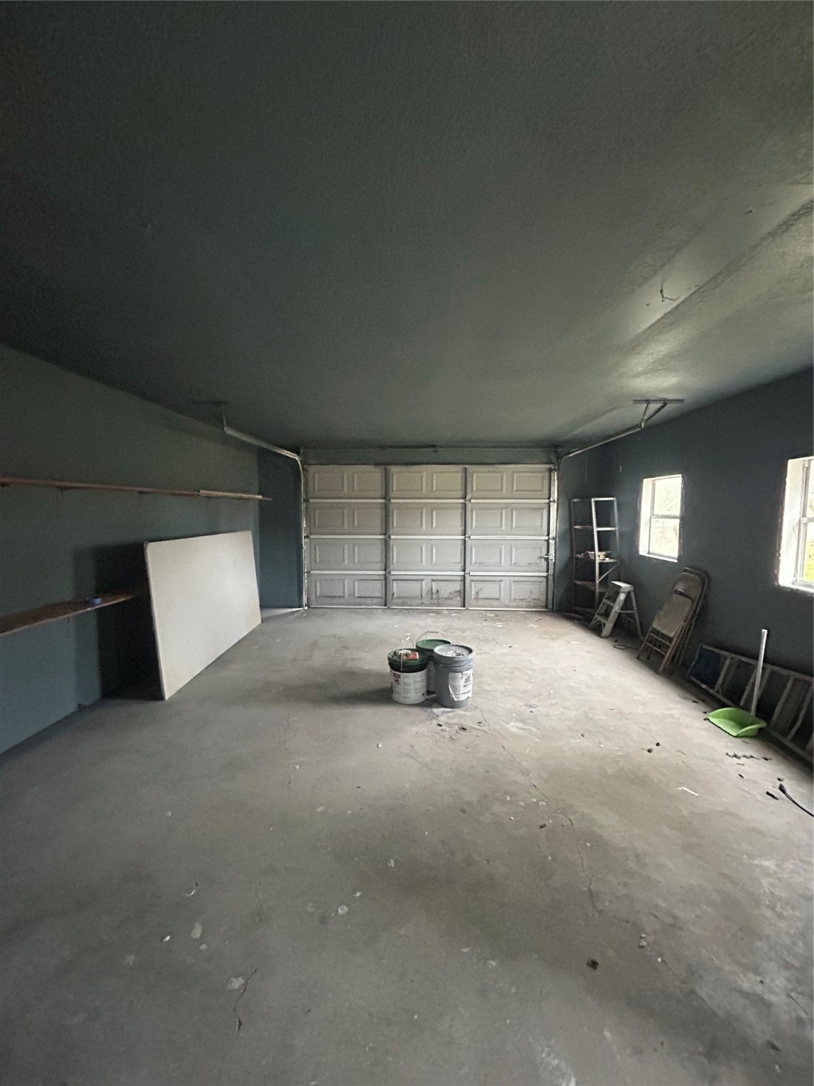 1710 North Avenue H Freeport, TX 77541 - Photo 16 of 17 a view of a livingroom with furniture and window