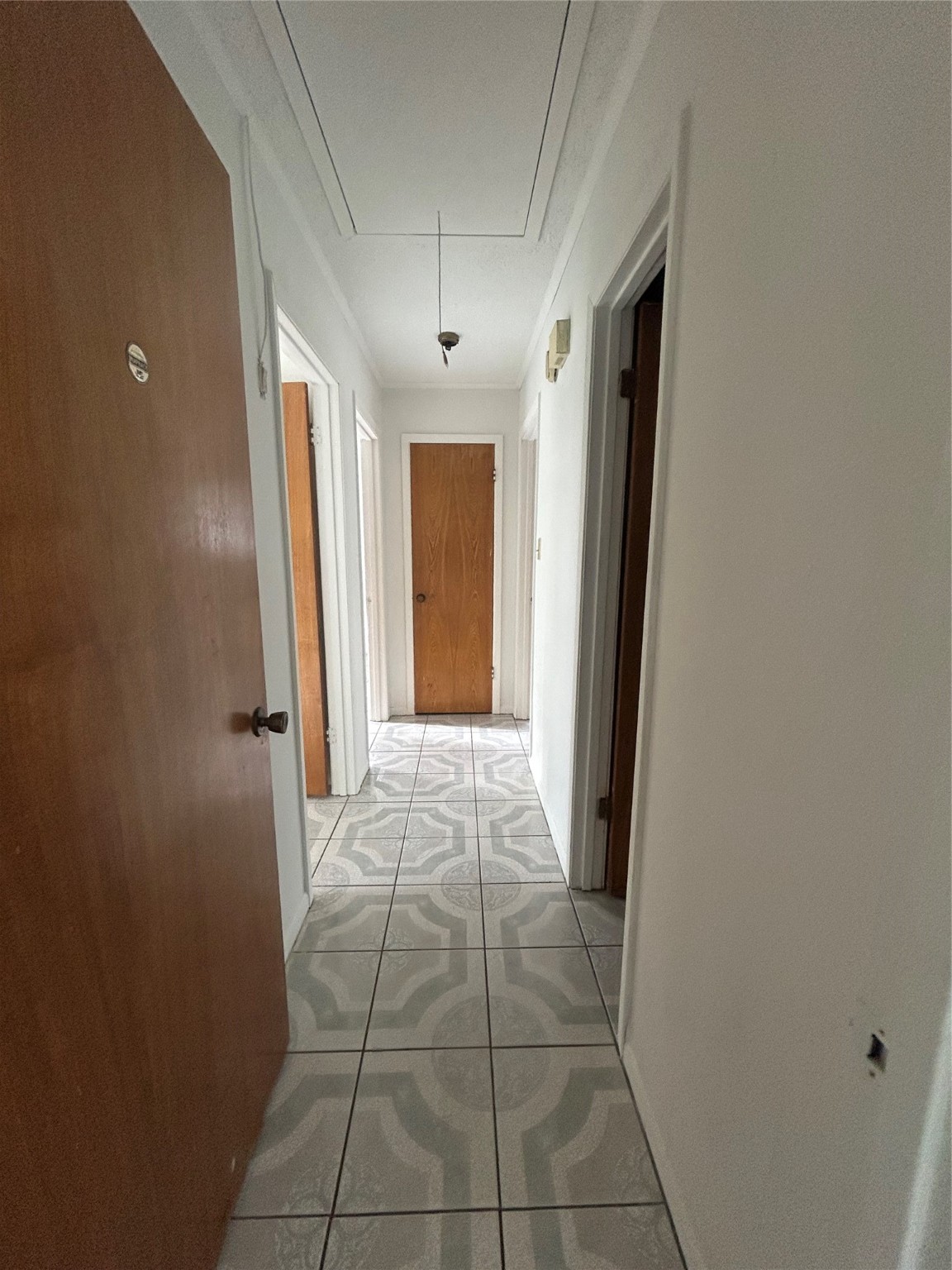 1710 North Avenue H Freeport, TX 77541 - Photo 10 of 17 a view of a hallway
