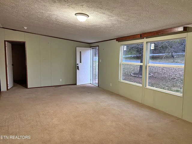 $205,000 | 112 Sunflower Lane, New Tazewell, TN 37825