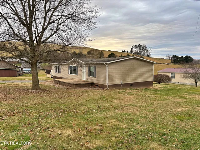 $205,000 | 112 Sunflower Lane, New Tazewell, TN 37825