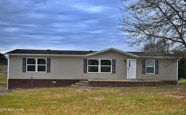 $205,000 | 112 Sunflower Lane, New Tazewell, TN 37825