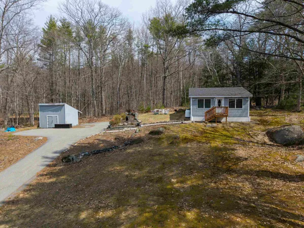 $374,900 | 25 Mayhew Turnpike, Hebron, NH 03241