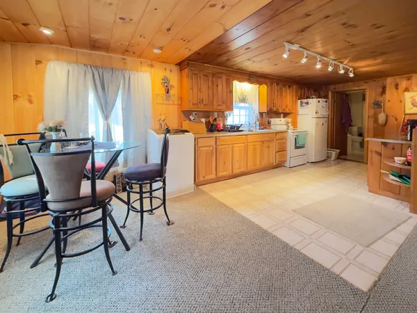$374,900 | 25 Mayhew Turnpike, Hebron, NH 03241