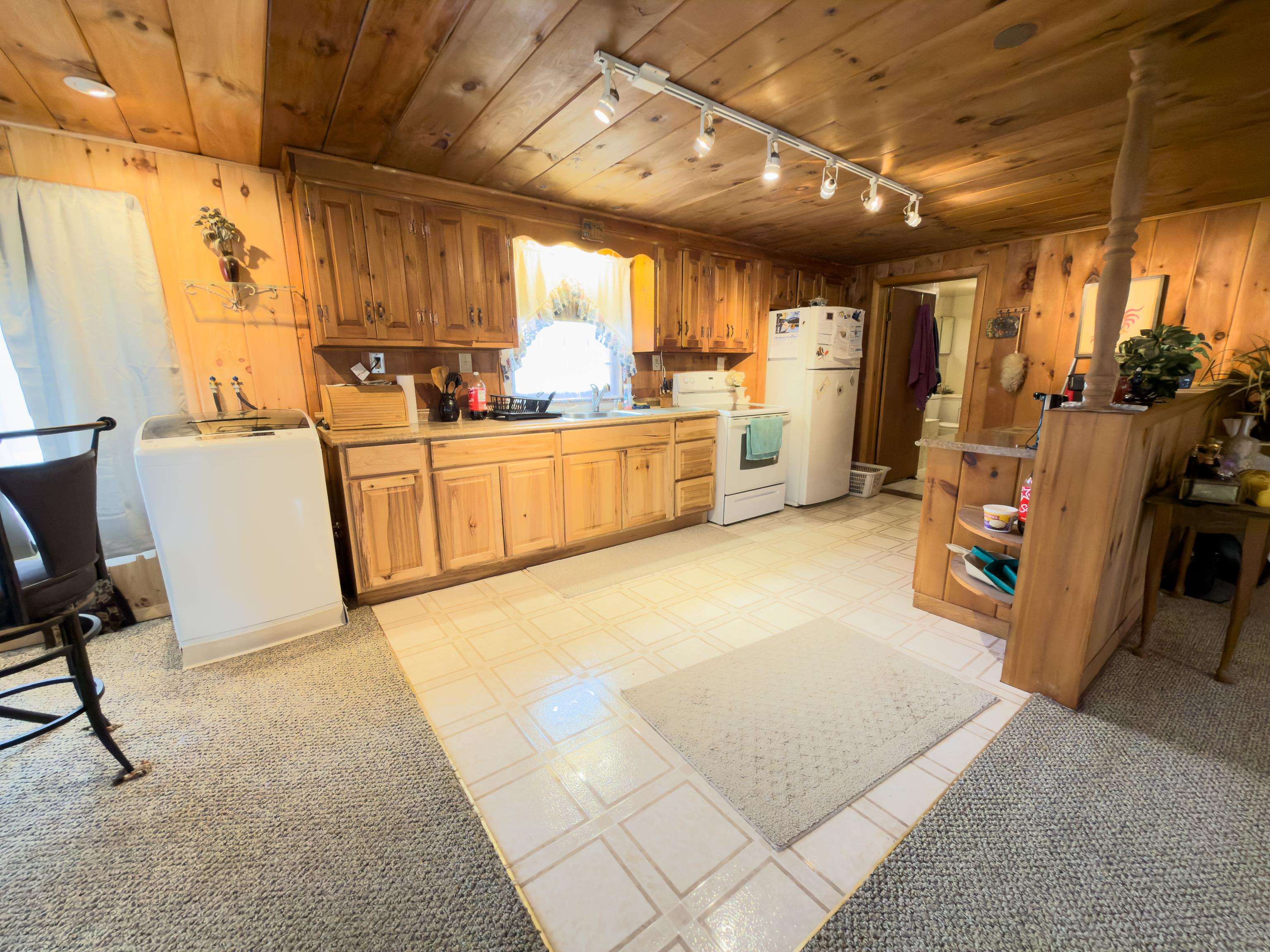 25 Mayhew Turnpike Hebron, NH 03241 - Photo 8 of 40