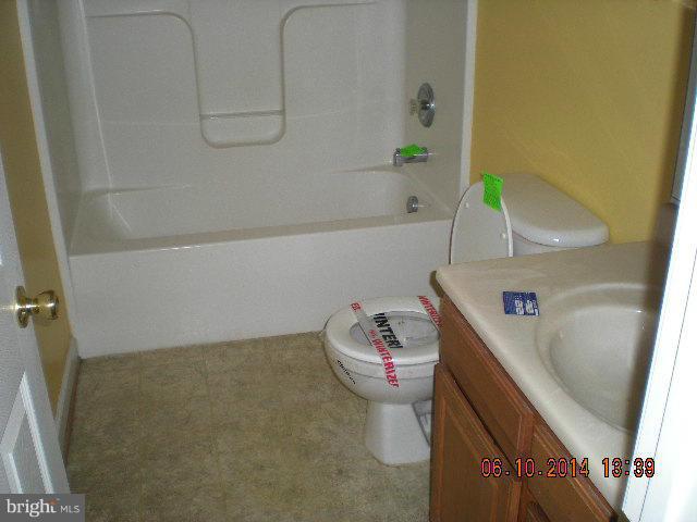 3536 Panhandle Road Front Royal, VA 22630 - Photo 21 of 23 Bath