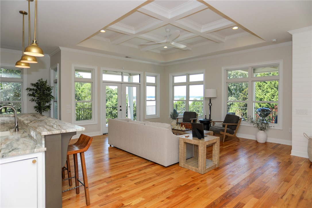 305 Wynswept Point Seneca, SC 29672 - Photo 12 of 49