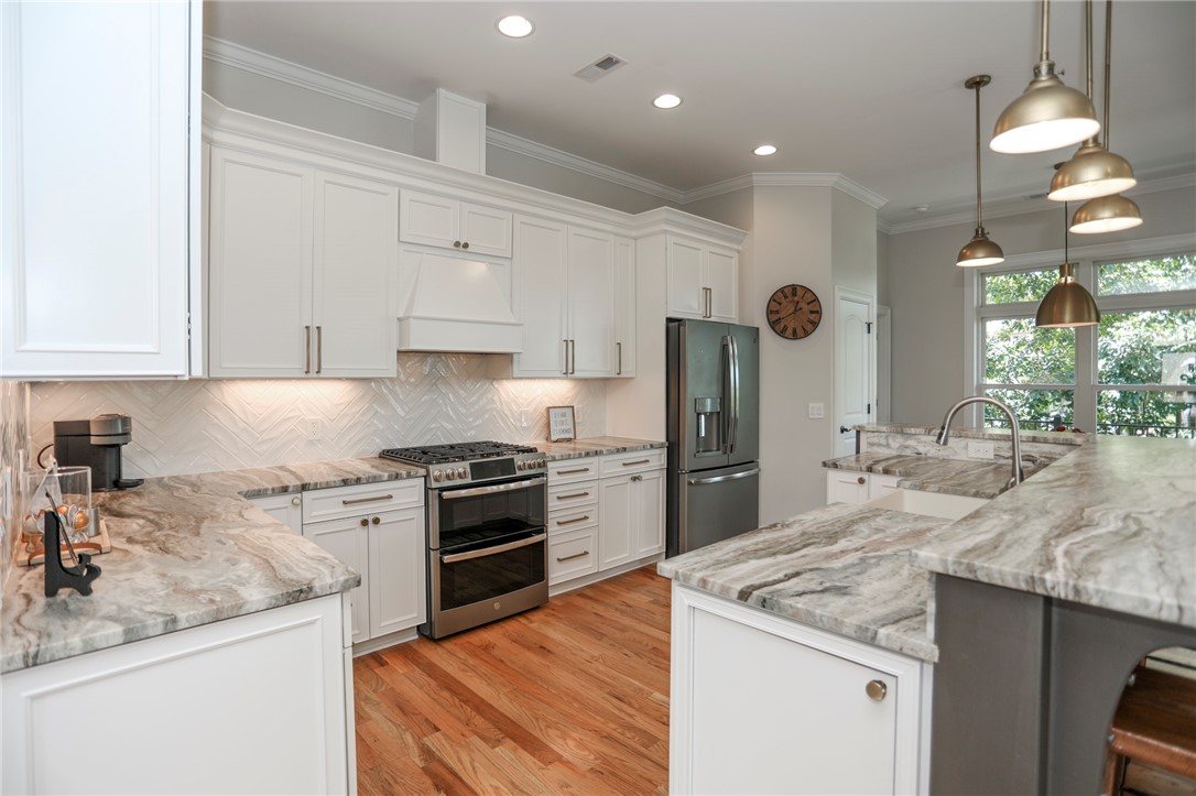 305 Wynswept Point Seneca, SC 29672 - Photo 19 of 49