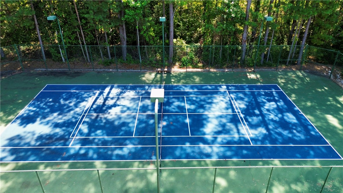 305 Wynswept Point Seneca, SC 29672 - Photo 46 of 49 COMMUNITY TENNIS COURT