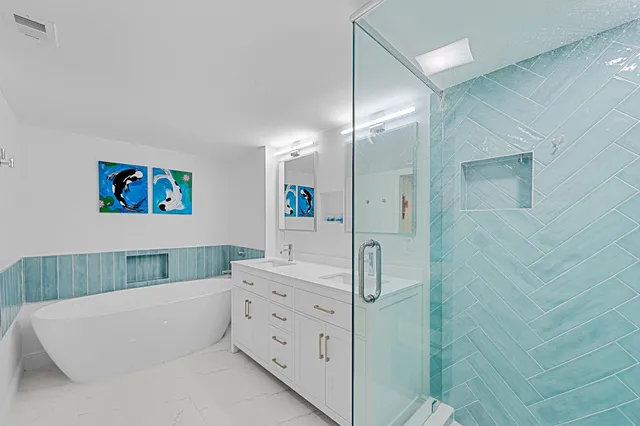 $750,000 | 5380 North Ocean Drive, Unit 8C, Singer Island, FL 33404