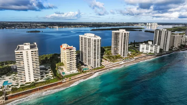 $750,000 | 5380 North Ocean Drive, Unit 8C, Singer Island, FL 33404
