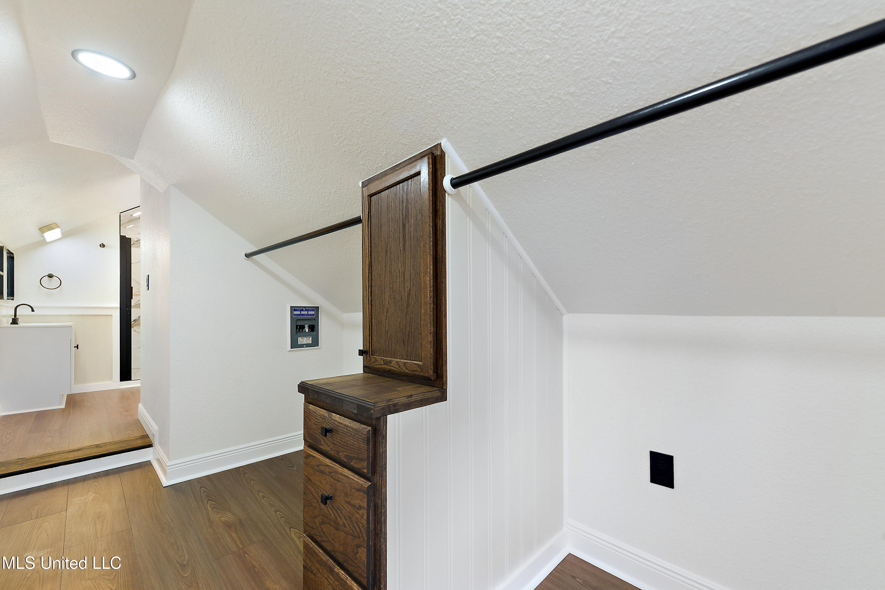 8228 Henley Road Pass Christian, MS 39571 - Photo 23 of 41 014