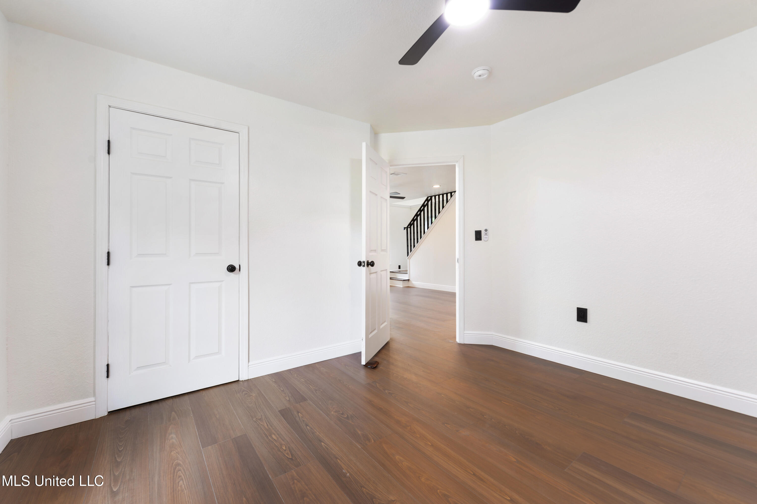 8228 Henley Road Pass Christian, MS 39571 - Photo 27 of 41 018