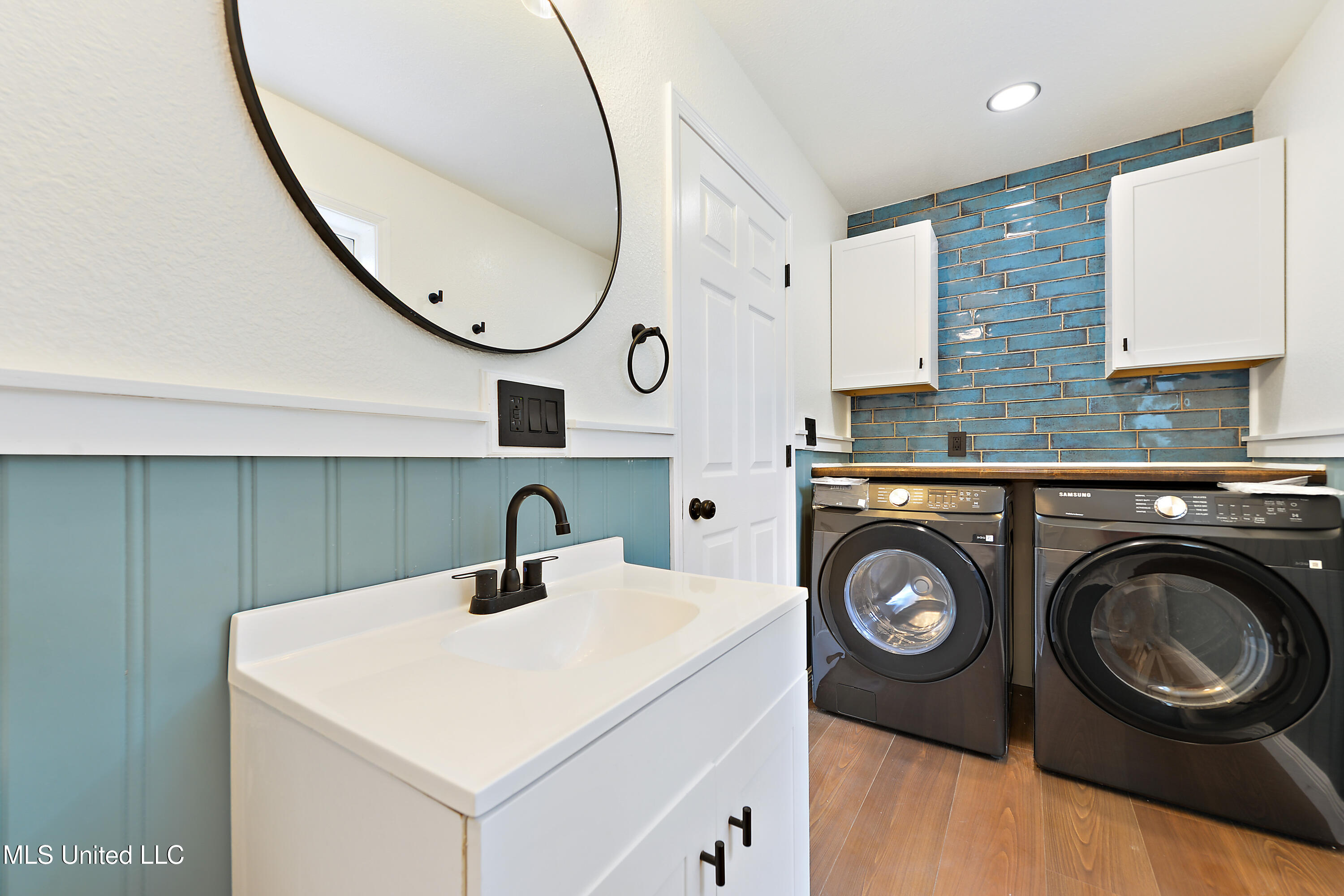 8228 Henley Road Pass Christian, MS 39571 - Photo 29 of 41 020