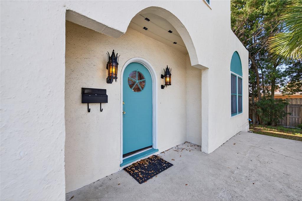 1616 Cres Ridge Road Daytona Beach, FL 32118 - Photo 2 of 40 a view of livingroom with hallway