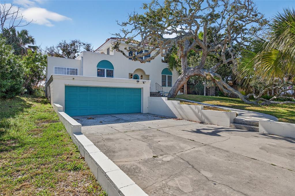 1616 Cres Ridge Road Daytona Beach, FL 32118 - Photo 35 of 40 a view of a backyard