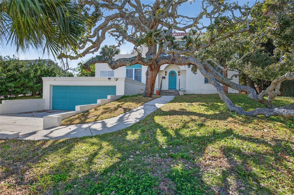 1616 Cres Ridge Road Daytona Beach, FL 32118 - Photo 4 of 40 a view of a house with a yard